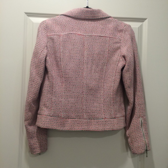 Pink Jacket - Picture 5 of 7